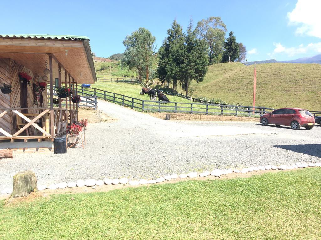 סנטה רוזה דה כבאל Hotel Bariloche מראה חיצוני תמונה