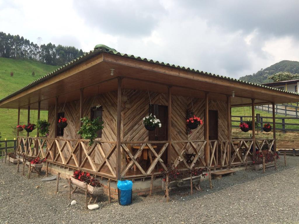 סנטה רוזה דה כבאל Hotel Bariloche מראה חיצוני תמונה